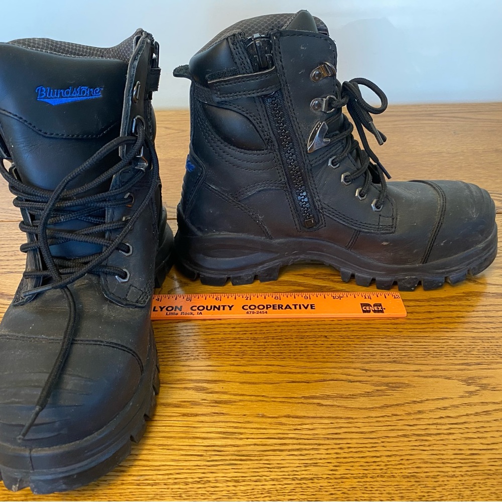 Blundstone Black Leather Steel Toe Boots with Side Zipper Men’s Size 7 1/2